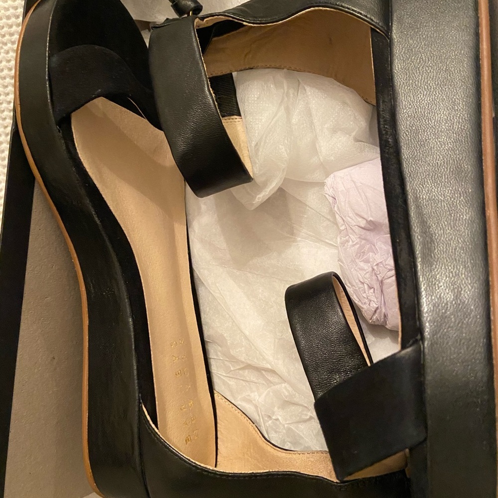 Jacqueline platform sandals